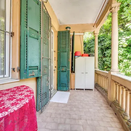 Genova Vintage Flat With Terrace * Genua